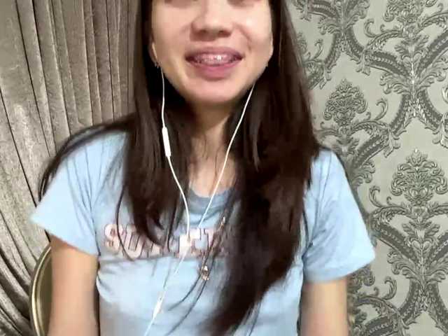 ClaudiaChouinard live cam on BongaCams