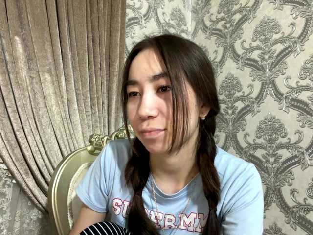 ClaudiaChouinard live cam on BongaCams