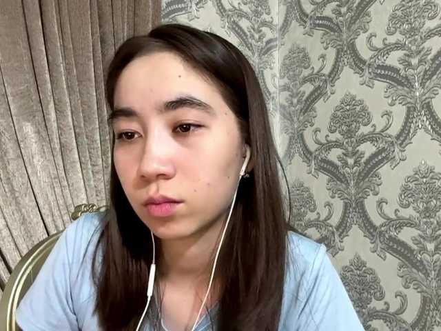 ClaudiaChouinard live cam on BongaCams