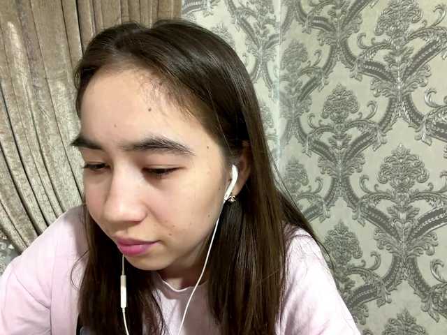ClaudiaChouinard live cam on BongaCams