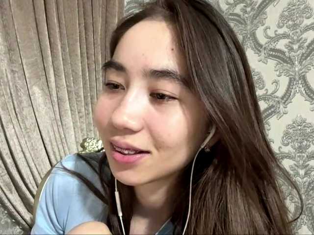 ClaudiaChouinard live cam on BongaCams