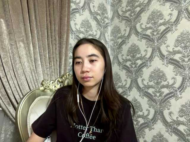 ClaudiaChouinard live cam on BongaCams