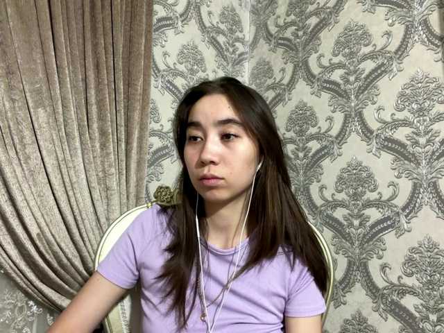 ClaudiaChouinard live cam on BongaCams