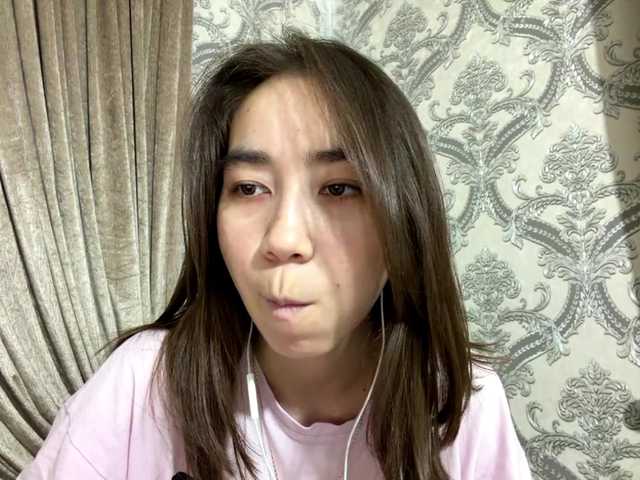 ClaudiaChouinard live cam on BongaCams