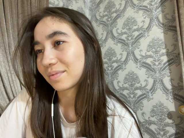 ClaudiaChouinard live cam on BongaCams