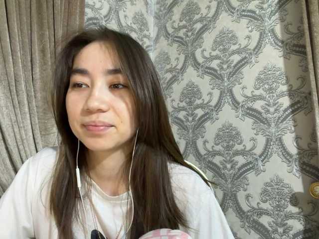 ClaudiaChouinard live cam on BongaCams