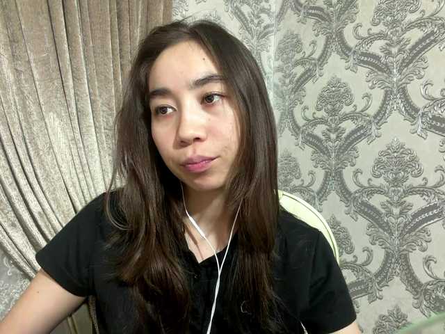 ClaudiaChouinard live cam on BongaCams