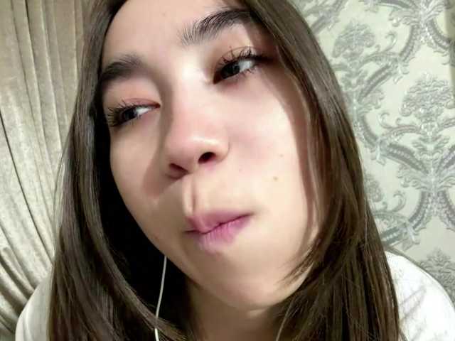 ClaudiaChouinard live cam on BongaCams