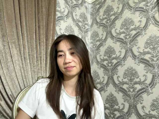 ClaudiaChouinard live cam on BongaCams