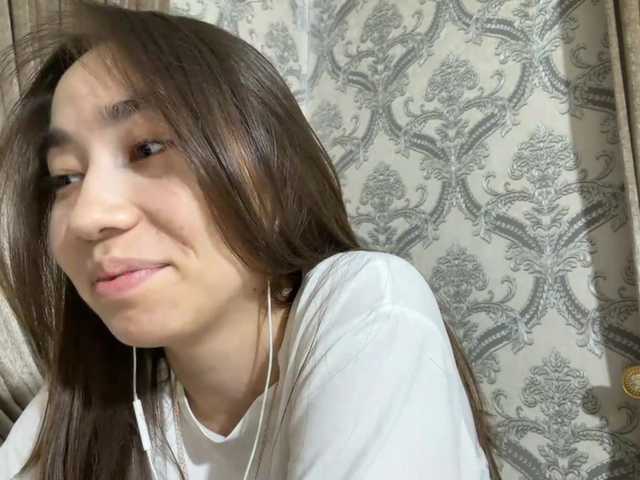 ClaudiaChouinard live cam on BongaCams