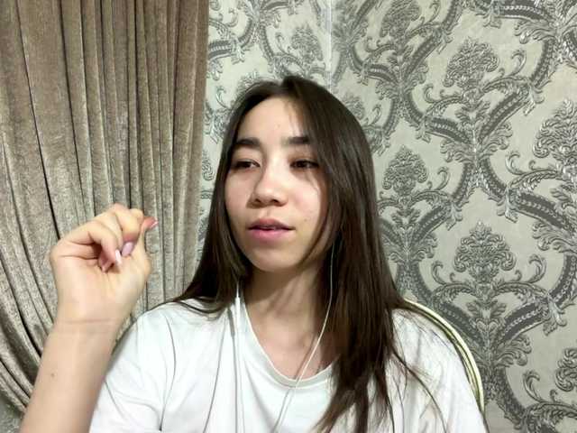 ClaudiaChouinard live cam on BongaCams