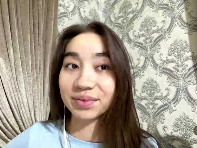 ClaudiaChouinard live cam on BongaCams