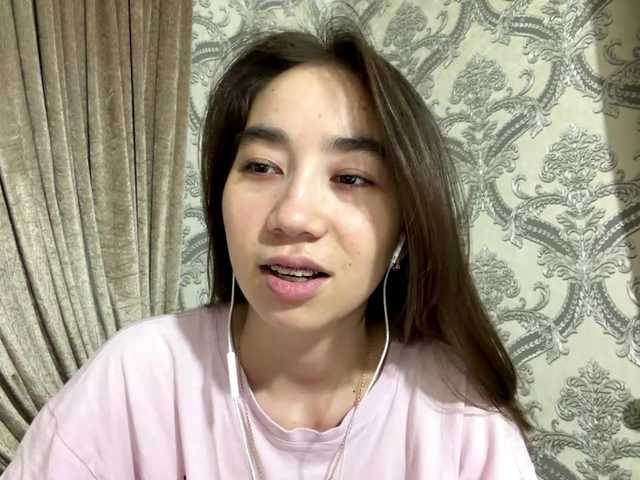 ClaudiaChouinard live cam on BongaCams