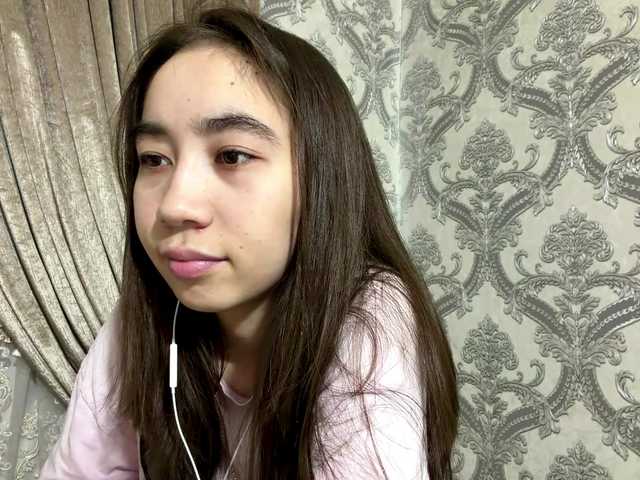 ClaudiaChouinard live cam on BongaCams