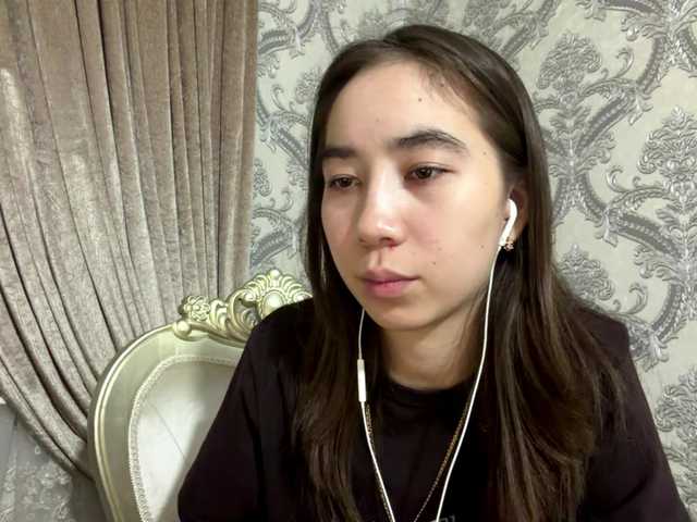 ClaudiaChouinard live cam on BongaCams