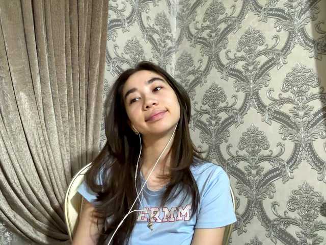 ClaudiaChouinard live cam on BongaCams