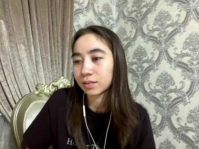 ClaudiaChouinard live cam on BongaCams