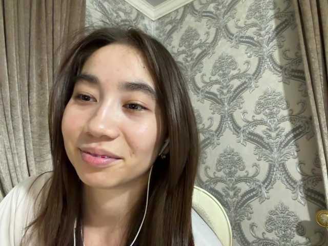 ClaudiaChouinard live cam on BongaCams