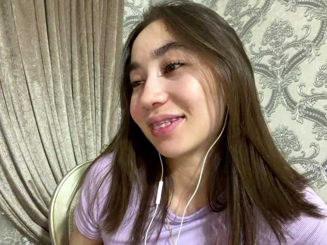 ClaudiaChouinard live cam on BongaCams