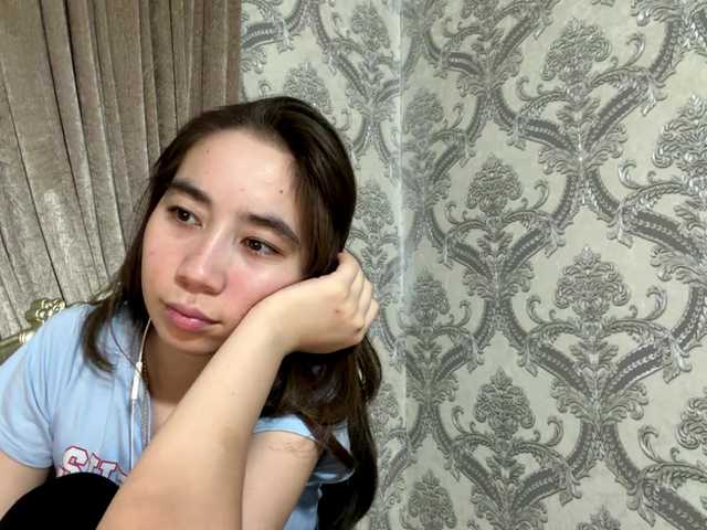 ClaudiaChouinard live cam on BongaCams