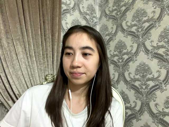 ClaudiaChouinard live cam on BongaCams