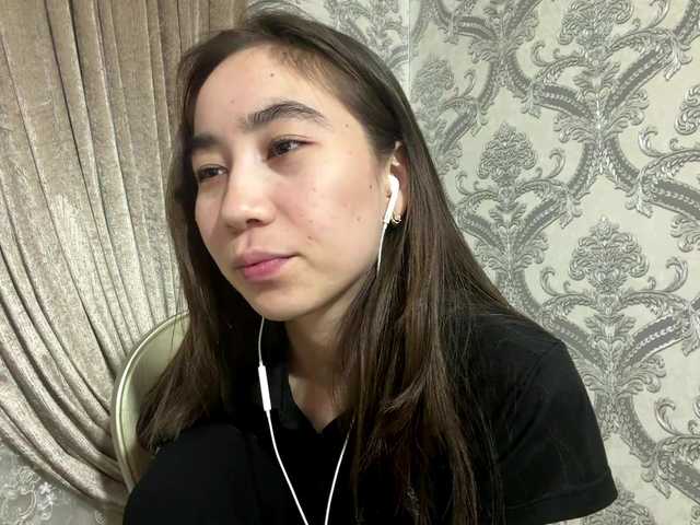 ClaudiaChouinard live cam on BongaCams