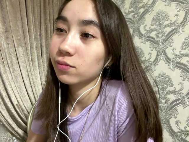 ClaudiaChouinard live cam on BongaCams