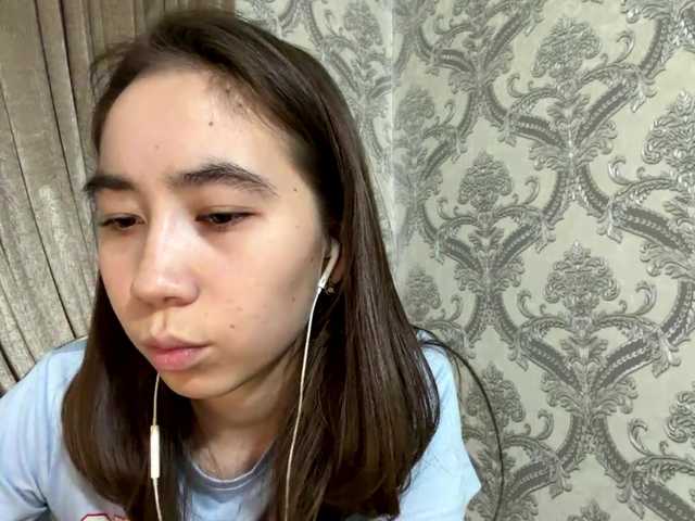 ClaudiaChouinard live cam on BongaCams