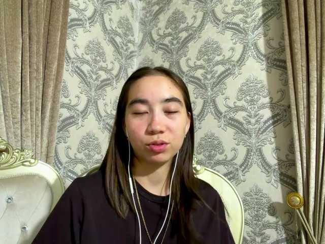 ClaudiaChouinard live cam on BongaCams