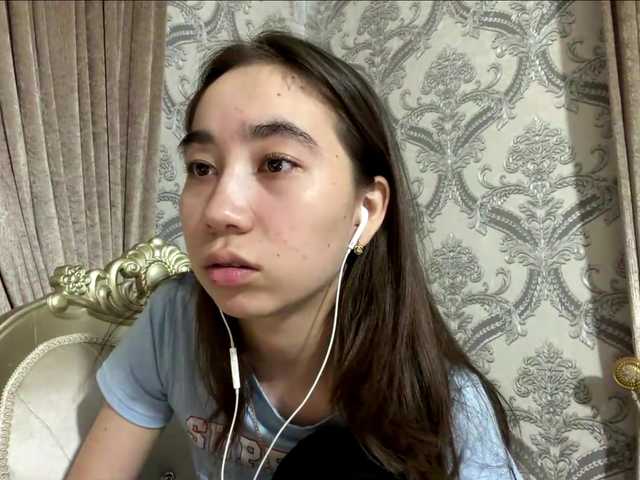 ClaudiaChouinard live cam on BongaCams