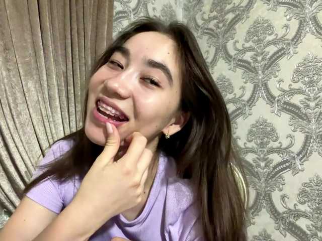 ClaudiaChouinard live webcam show