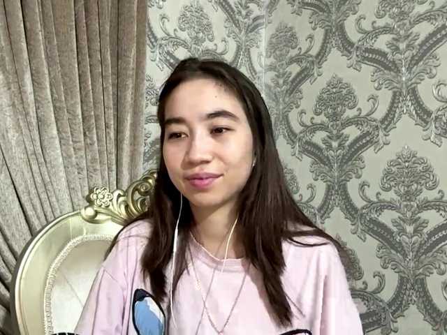 ClaudiaChouinard live cam on BongaCams