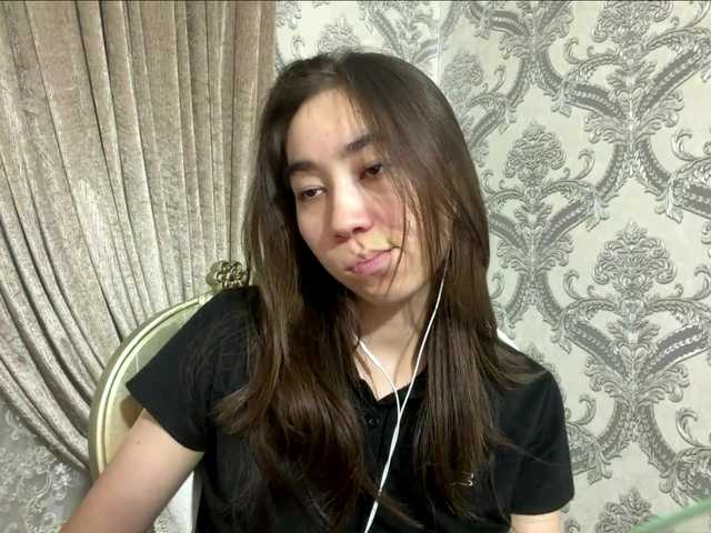 ClaudiaChouinard live webcam show
