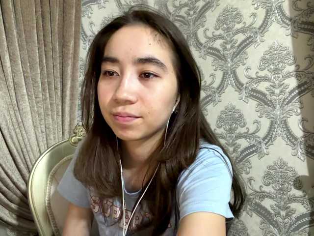 ClaudiaChouinard live cam on BongaCams