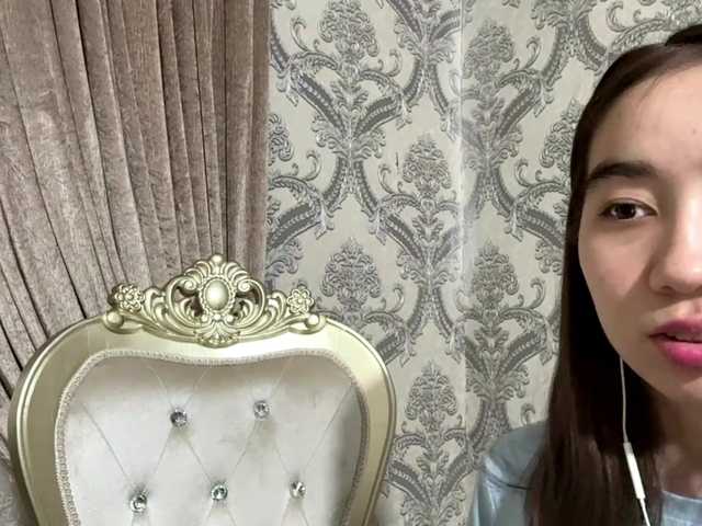 ClaudiaChouinard live cam on BongaCams