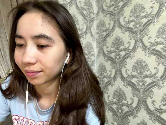 ClaudiaChouinard live cam on BongaCams