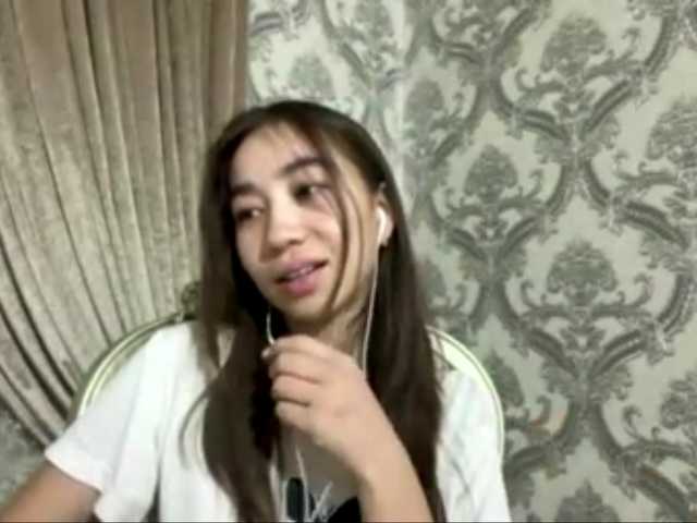 ClaudiaChouinard live cam on BongaCams