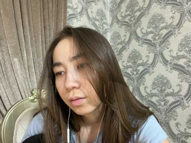 ClaudiaChouinard live webcam show