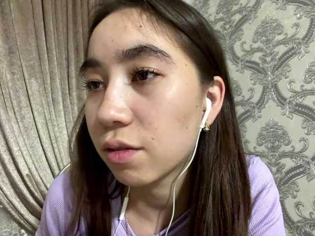 ClaudiaChouinard live cam on BongaCams