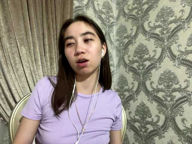 ClaudiaChouinard live cam on BongaCams
