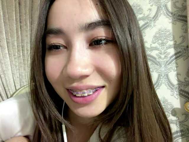 ClaudiaChouinard live cam on BongaCams