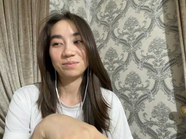 ClaudiaChouinard live cam on BongaCams