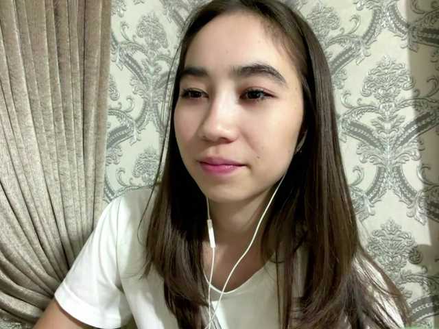 ClaudiaChouinard live cam on BongaCams