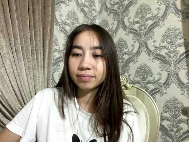 ClaudiaChouinard live cam on BongaCams