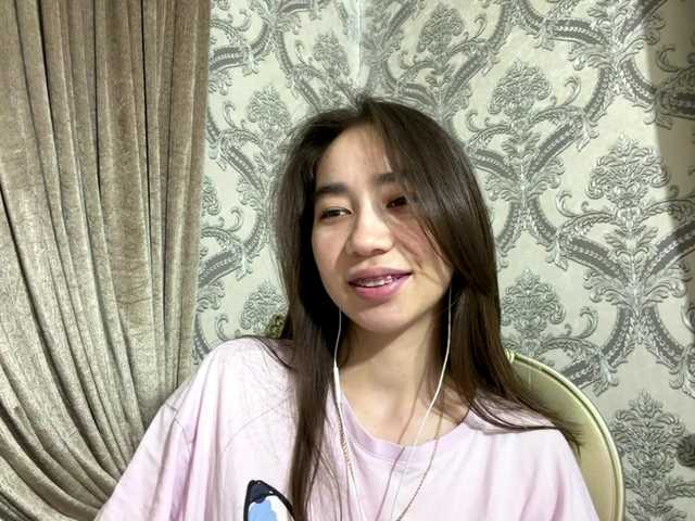 ClaudiaChouinard live cam on BongaCams