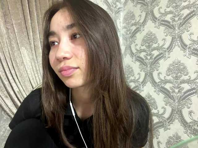 ClaudiaChouinard live cam on BongaCams