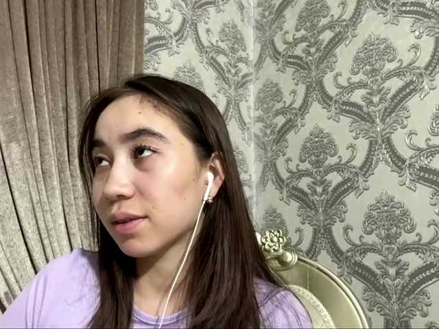 ClaudiaChouinard live cam on BongaCams