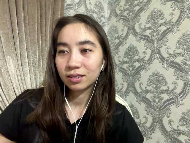 ClaudiaChouinard live cam on BongaCams