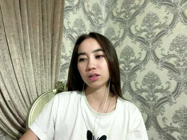 ClaudiaChouinard live cam on BongaCams