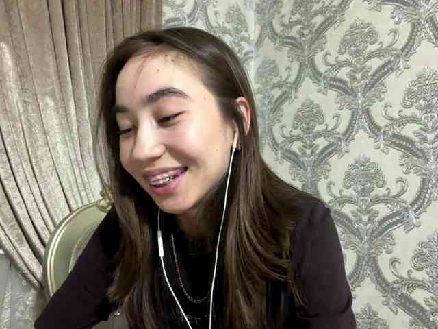 ClaudiaChouinard webcam